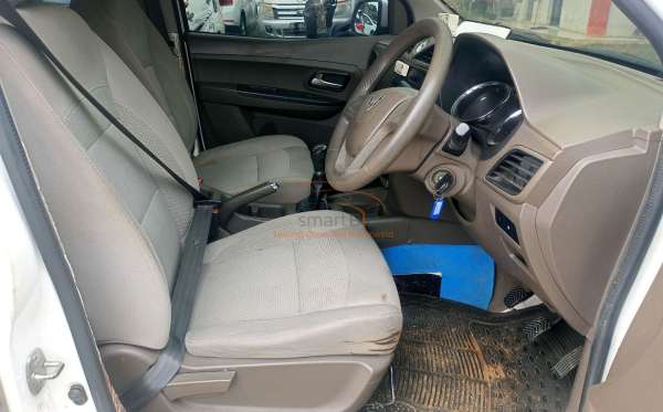 WULING CONFERO 1.5 (4X2)