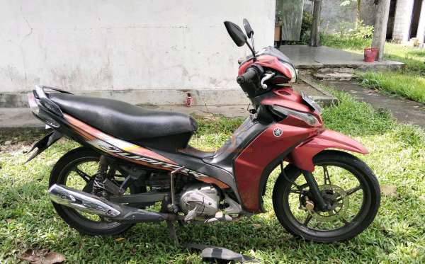 YAMAHA JUPITER Z1 CW