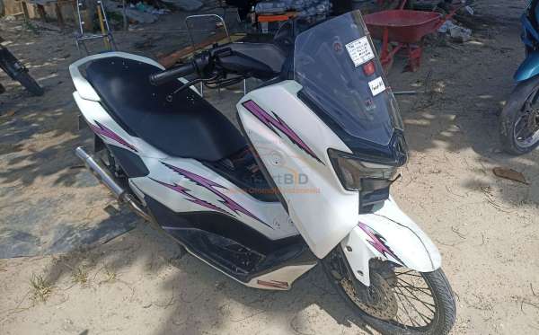 YAMAHA NMAX NEO