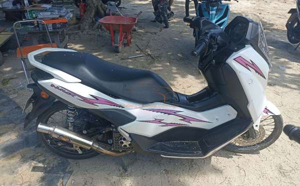 YAMAHA NMAX NEO