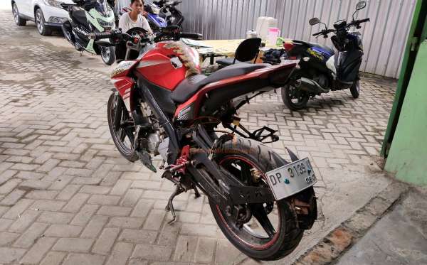 YAMAHA  VIXION