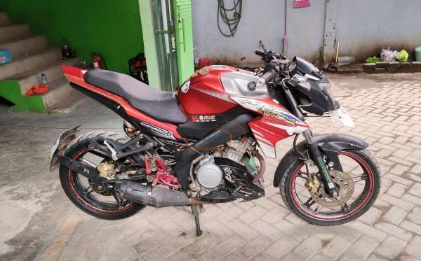 YAMAHA  VIXION