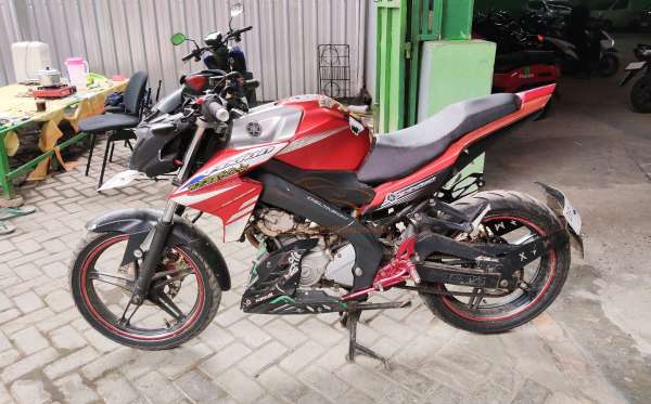 YAMAHA  VIXION