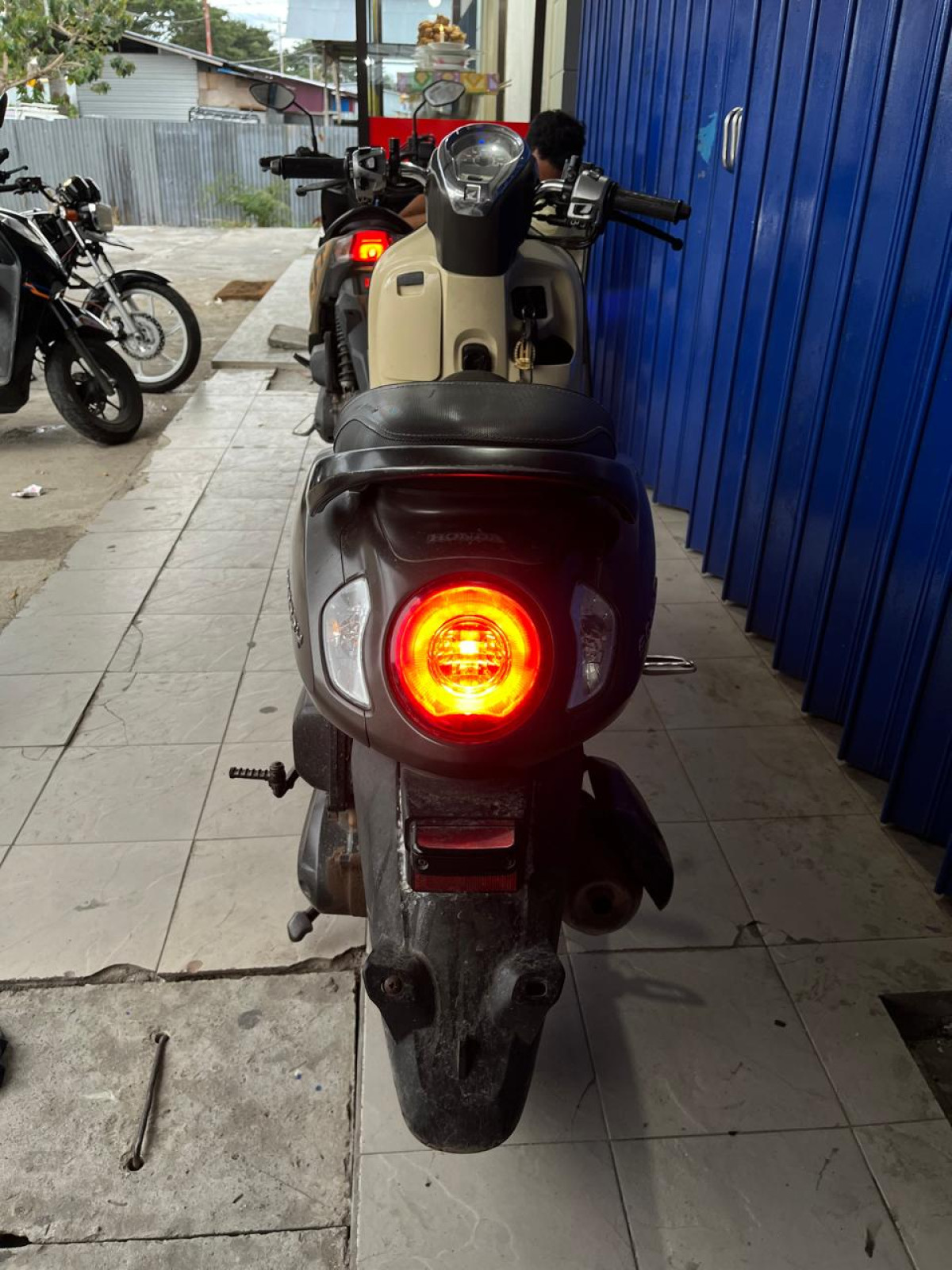 HONDA SCOOPY SPORTY