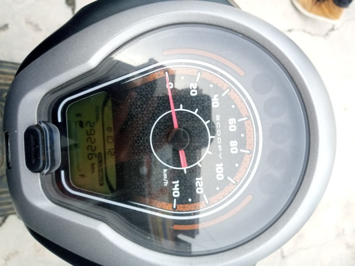 HONDA SCOOPY SPORTY