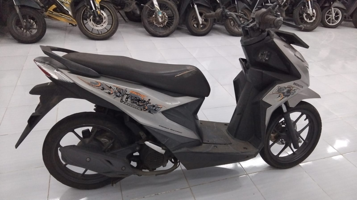 HONDA BEAT STREET