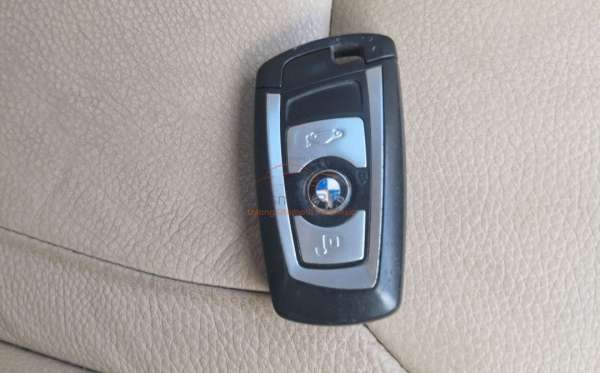 BMW 328i CKD