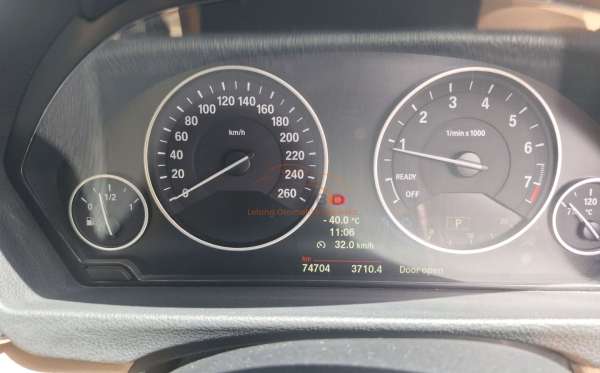BMW 328i CKD