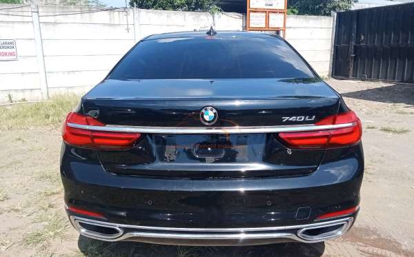 BMW 740 LI
