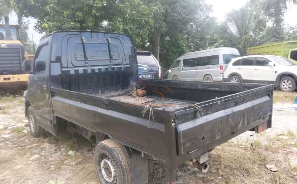 DAIHATSU GRAN MAX