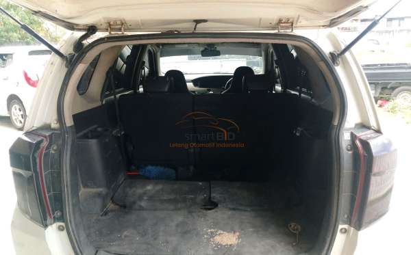 DAIHATSU  SIGRA  R