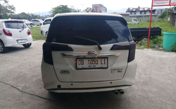 DAIHATSU  SIGRA  R