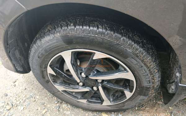 DAIHATSU SIGRA