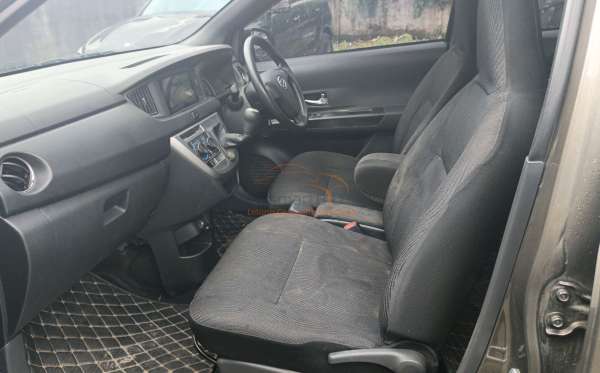 DAIHATSU SIGRA
