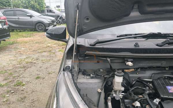 DAIHATSU SIGRA