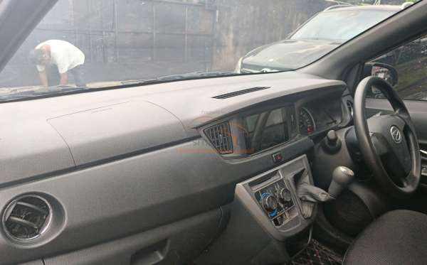 DAIHATSU SIGRA