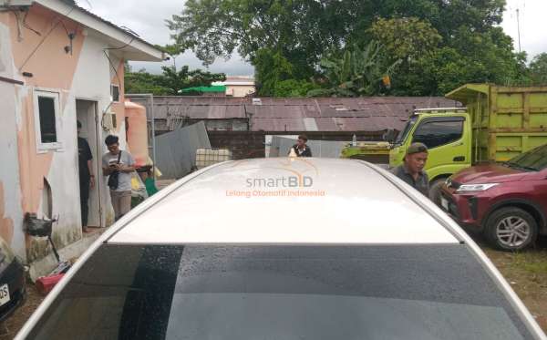 DAIHATSU SIGRA