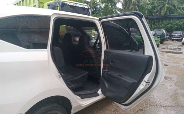 DAIHATSU SIGRA