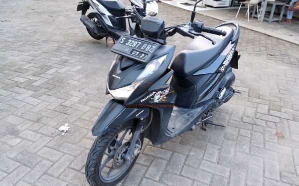HONDA  BEAT STREET