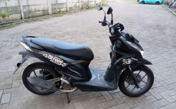 HONDA  BEAT STREET