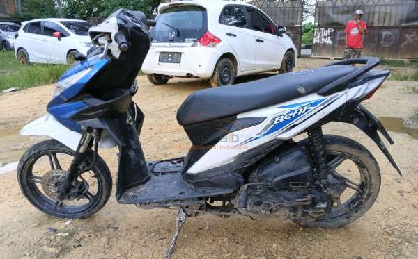 HONDA  BEAT