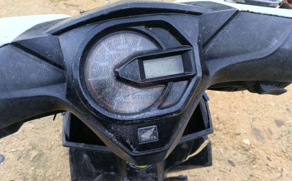 HONDA  BEAT