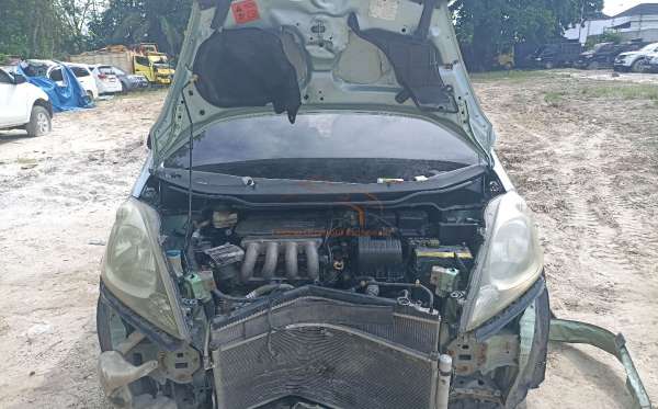 HONDA JAZZ GE8 1.5 E