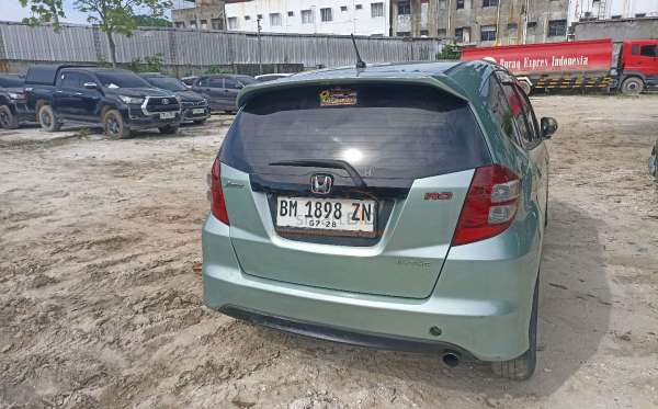 HONDA JAZZ GE8 1.5 E