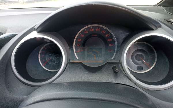 HONDA JAZZ GE8 1.5 E