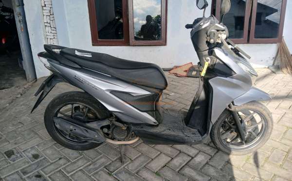 HONDA  BEAT