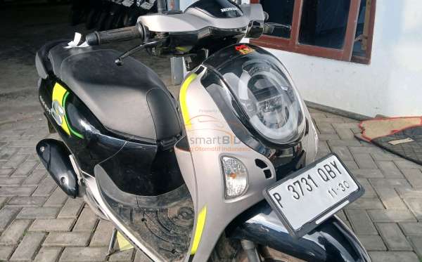 HONDA  SCOOPY