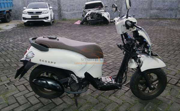 HONDA SCOOPY