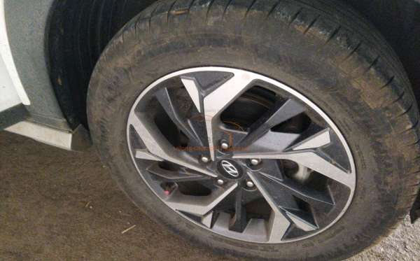 HYUNDAI CRETA PRIME AT