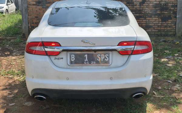 JAGUAR XF 2.0