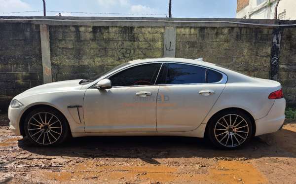 JAGUAR XF 2.0