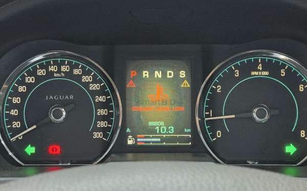 JAGUAR XF 2.0