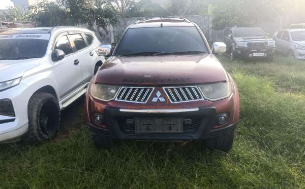 MITSUBISHI PAJERO SPORT 2.5 D EXCEED (4X2)