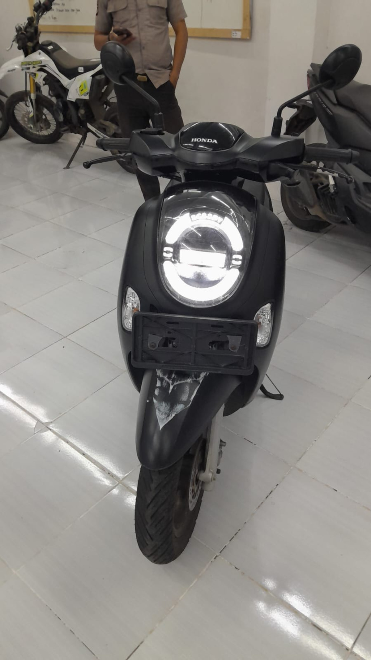 HONDA SCOOPY PRESTIGE