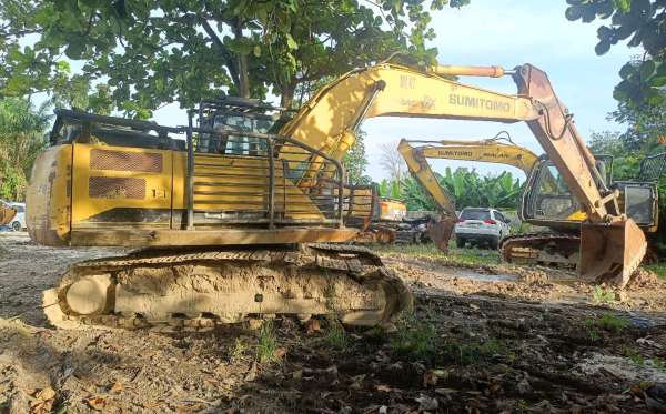 SUMITOMO EXCAVATOR SH210F-6