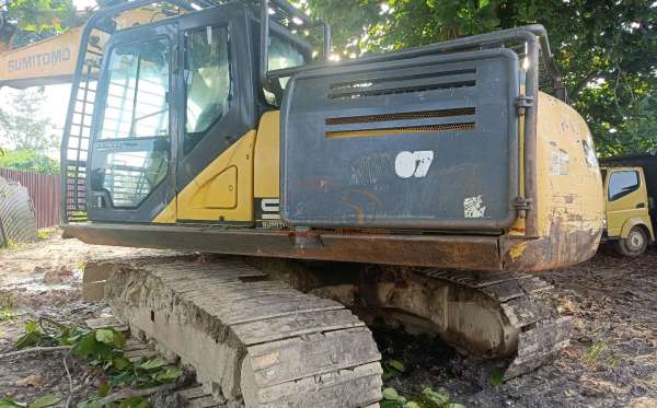 SUMITOMO EXCAVATOR SH210F-6