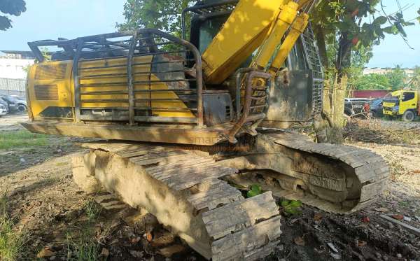 SUMITOMO EXCAVATOR SH210F-6