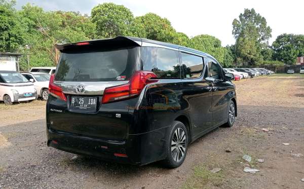 TOYOTA ALPHARD 2.5 G