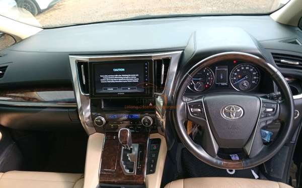 TOYOTA ALPHARD 2.5 G