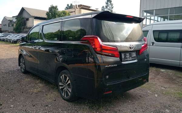 TOYOTA ALPHARD 2.5 G