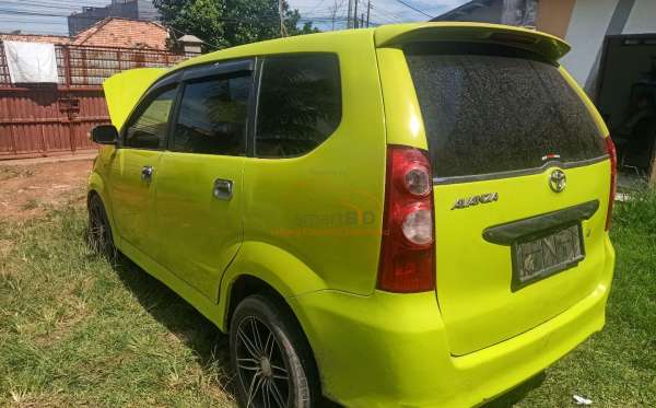 TOYOTA AVANZA 1.3 E