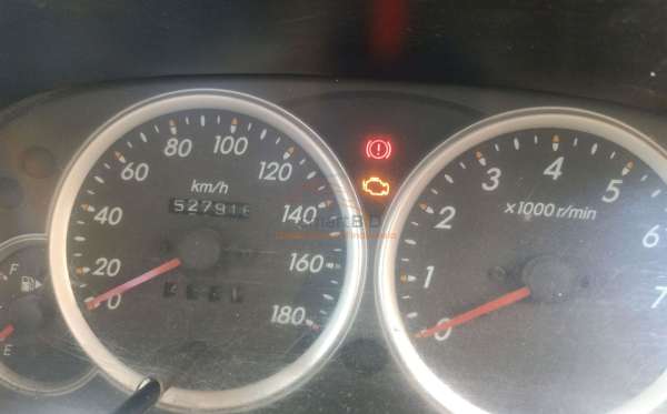 TOYOTA AVANZA 1.3 E