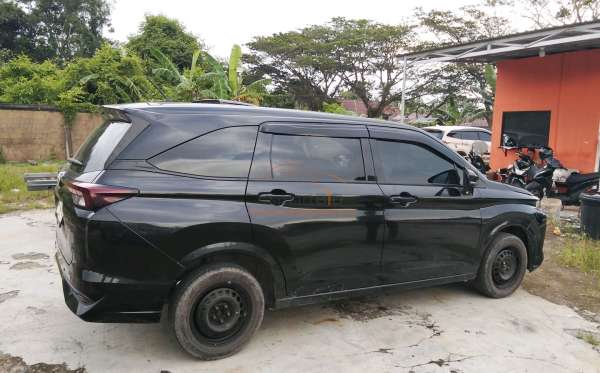 TOYOTA AVANZA 1.3 E