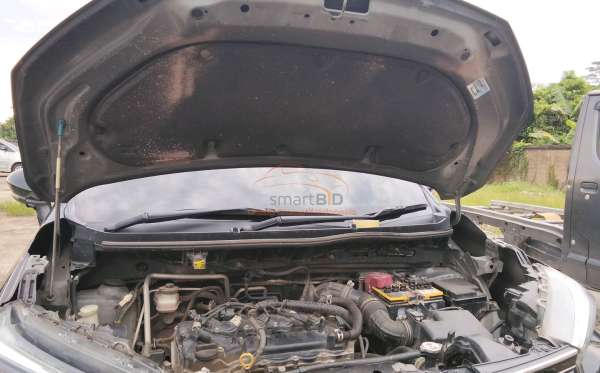 TOYOTA AVANZA 1.3 E