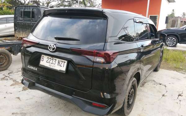 TOYOTA AVANZA 1.3 E