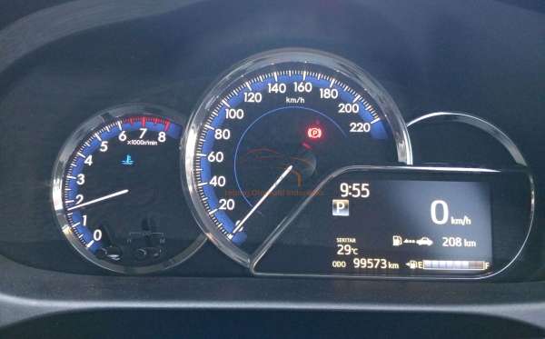 TOYOTA YARIS S